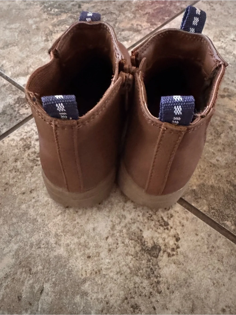 Bundle of (2) pairs of toddler size 10 Chelsea boots. Black & tan